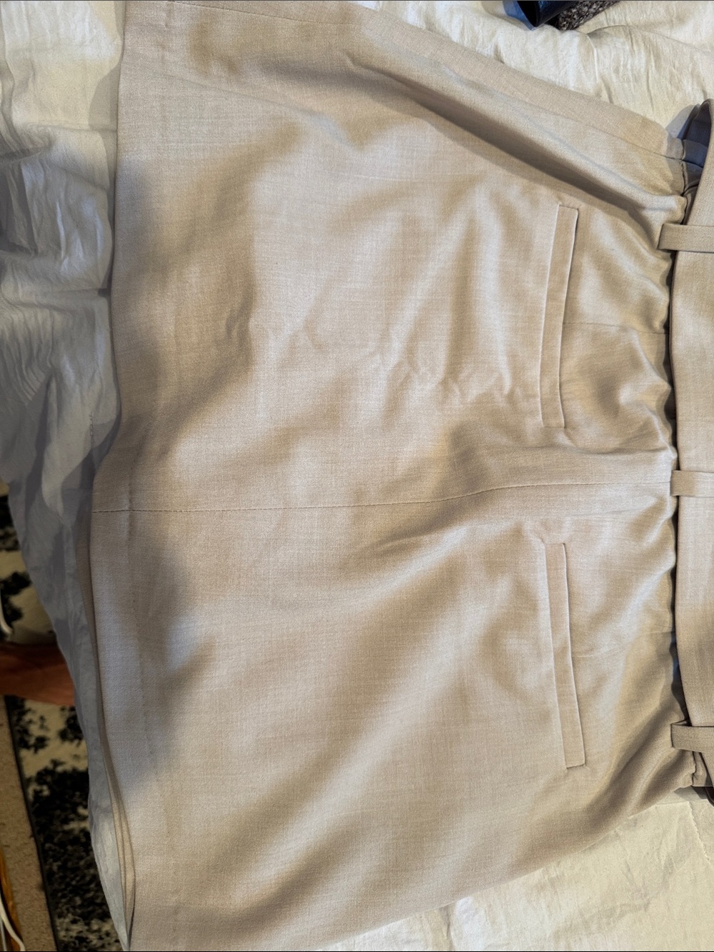 Abercrombie & Fitch Beige Utility Skort with Belt - Picture 2 of 3